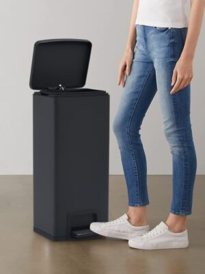 Dustbin with Pedal Anti-fingerprint 30L Black Stainless Steel